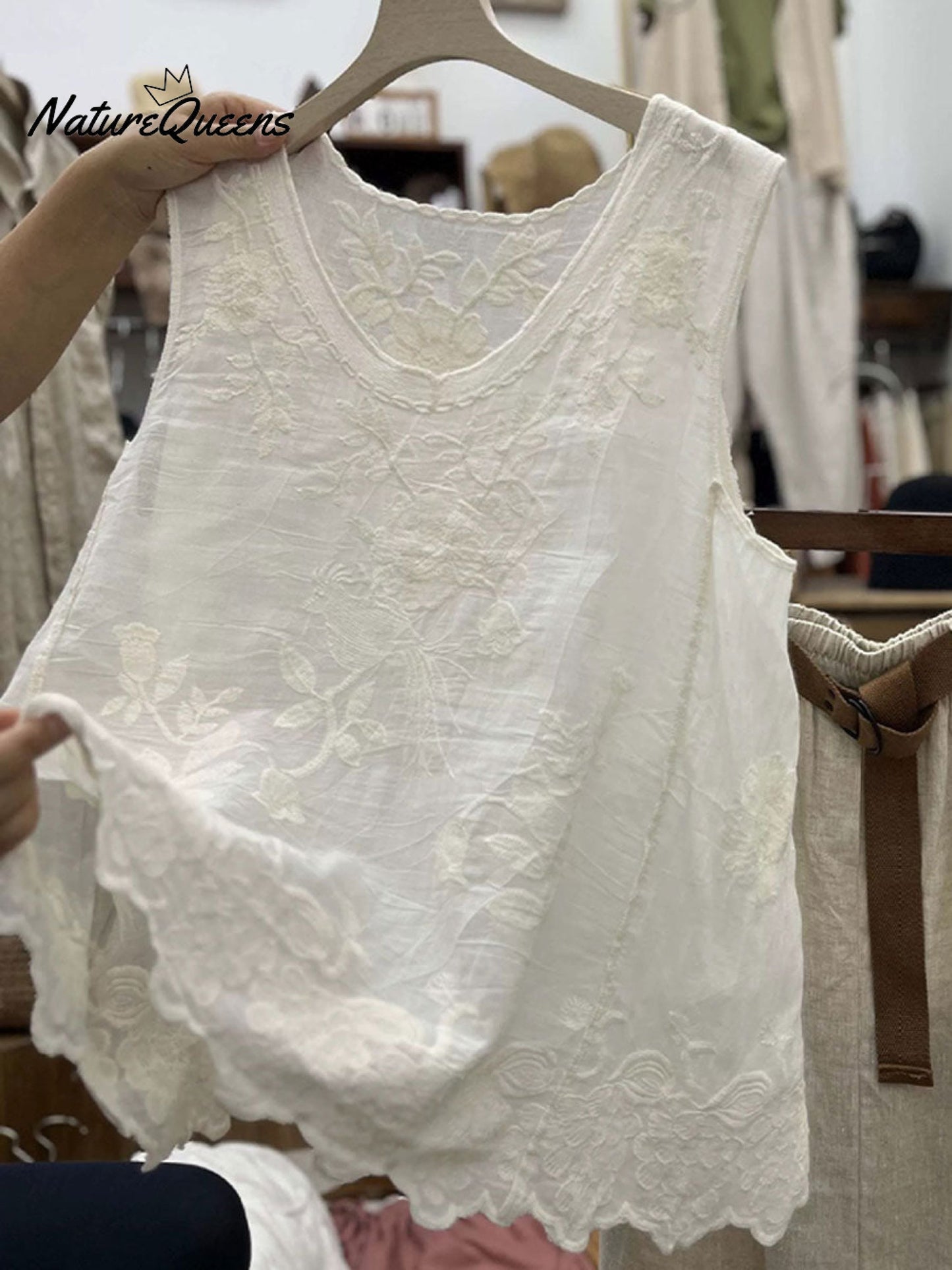 Women's  Vintage Lace Sleeveless Cotton and Linen Vest Top