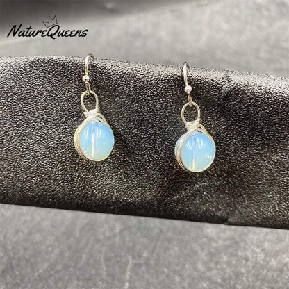 Round winding opal earrings